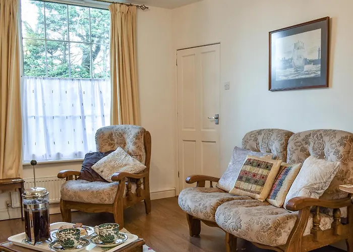 Дом отдыха Field House